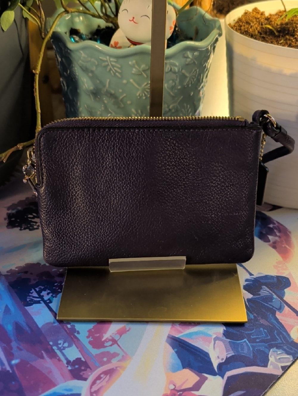 Coach Purple Pebbled Leather Wristlet with Gold Accents - Picture 4 of 8